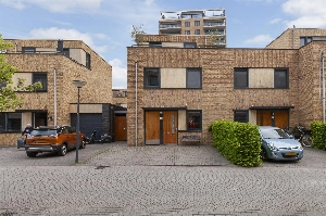 Hugo de Vriesstraat 23