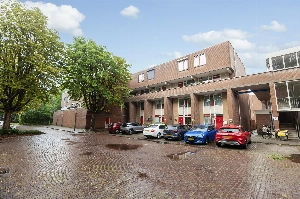 Robert Schumanring 101