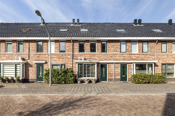 Johan de Wittstraat 102