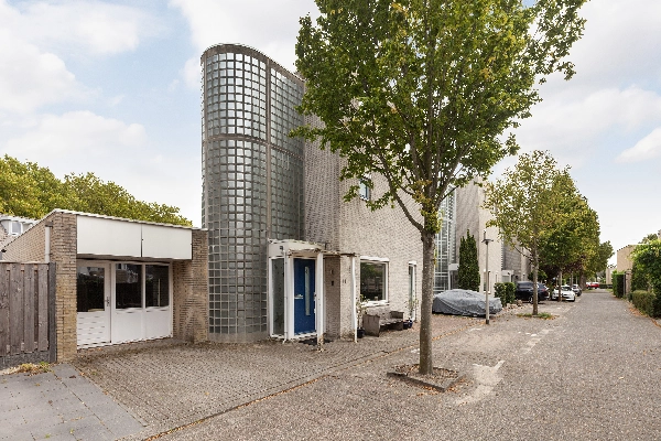 Gustav Stresemannring 11